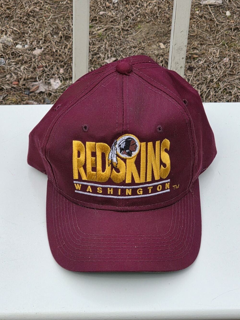 Team NfL Young An Washington Redskins Embroidered Spellout 90's Hat Baseball Cap